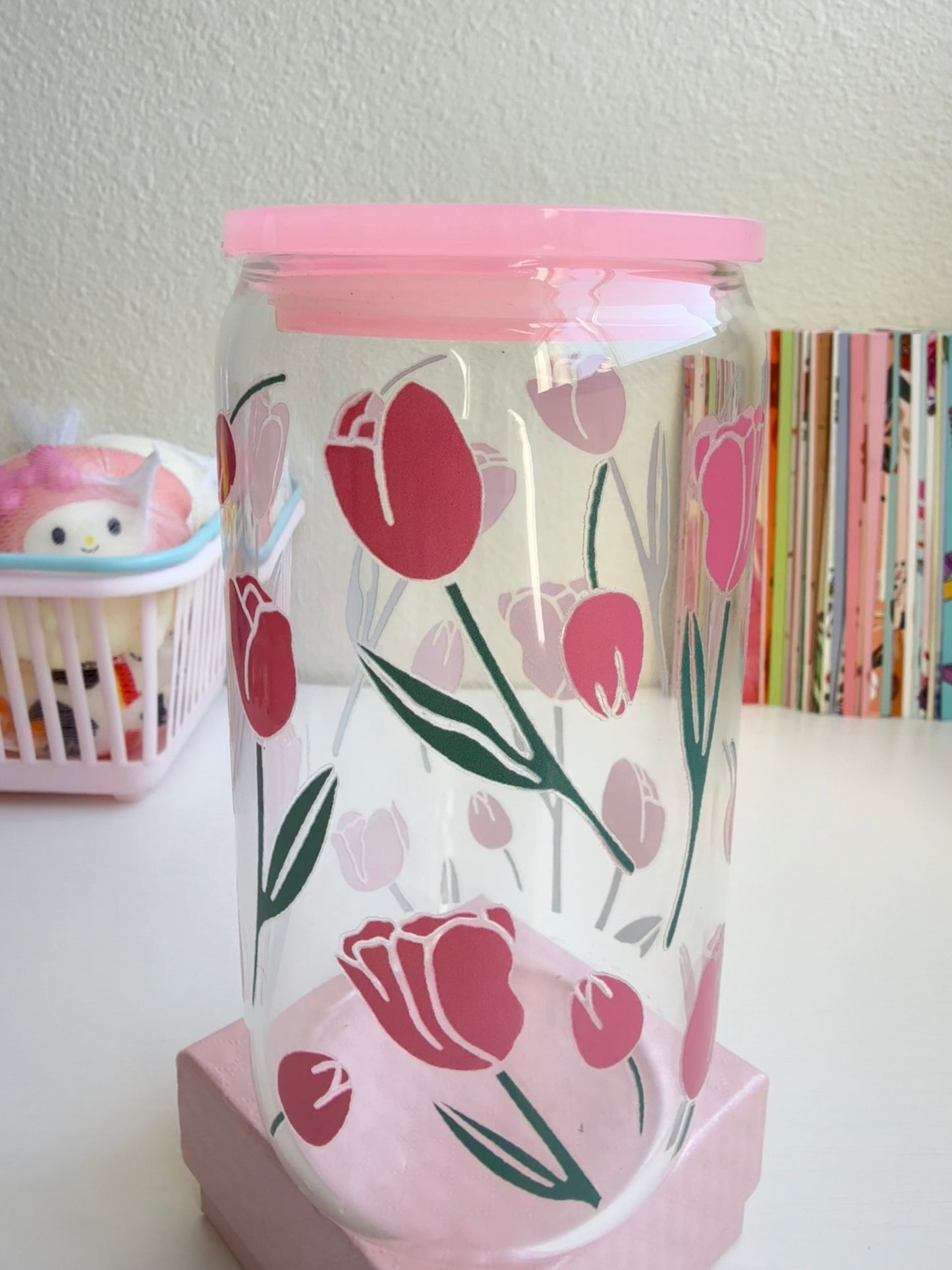 Tulip Floral Glass Cup – 16 oz Spring Bloom with Lid Choice