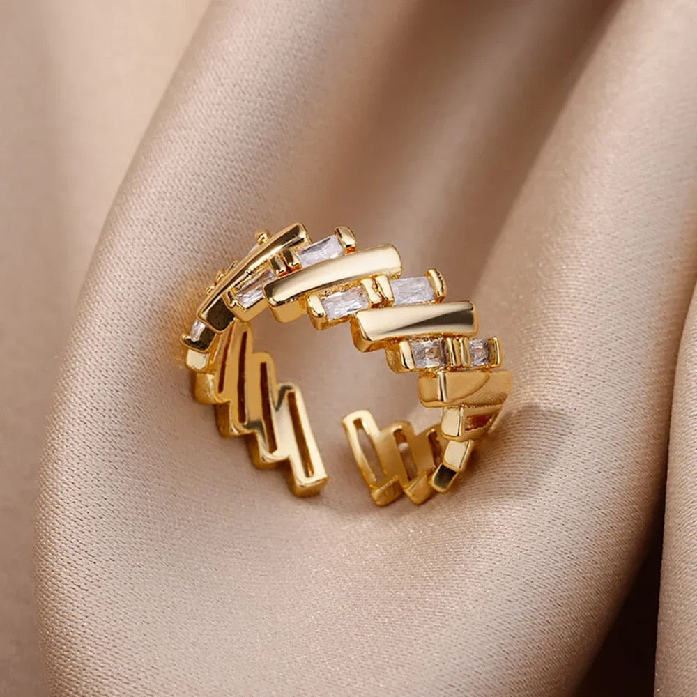 Zigzag Gem Ring